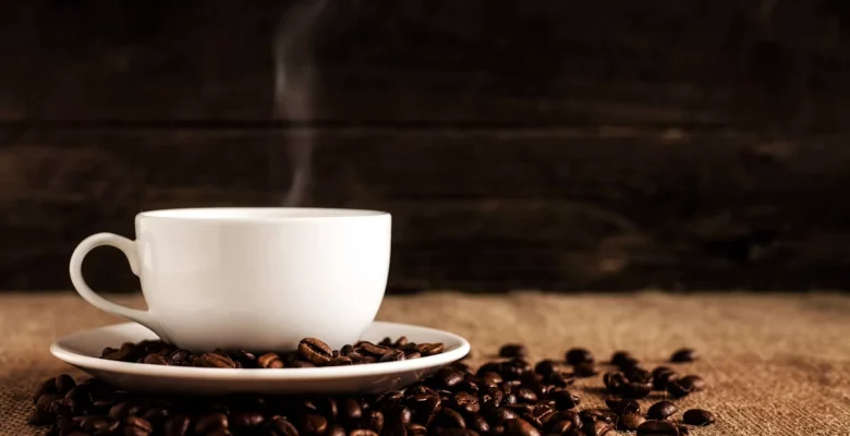 Sem café, sem foco? Entenda por que tanta gente sente isso